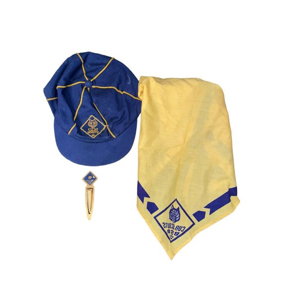 Vintage Cub Scouts Boys Hat And Scarf With Slide And Clip - Picture 5 of 7
